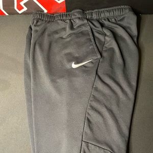 Nike Shorts 7/8 Length